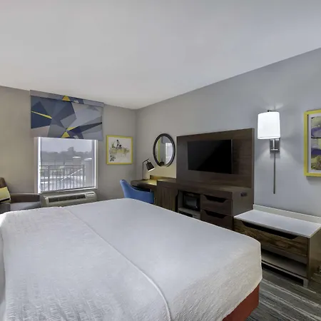 Hampton Inn & Suites Jackson-2